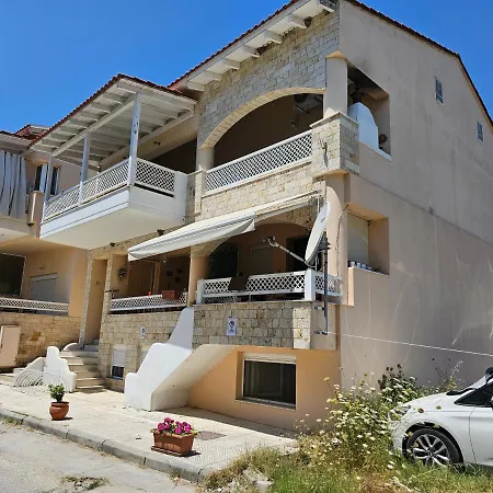 Antoaneta'S Apartment Kalamitsi  Exterior photo